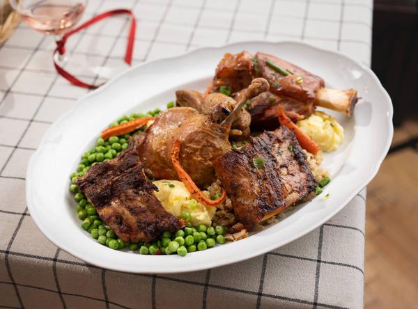 Platou Festinul Bunicii